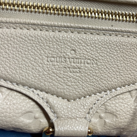 authentic LOUIS VUITTON White Monogram Empreinte Leather Inspiree Bag - Picture 14 of 15